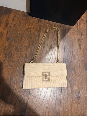 Woven Rattan Chain-Handle Shoulder Bag in Natural